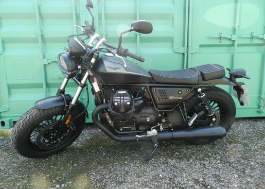 Moto Guzzi V9 Bobber 850cc